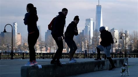 Here are the 10 fittest and least fit big US cities .